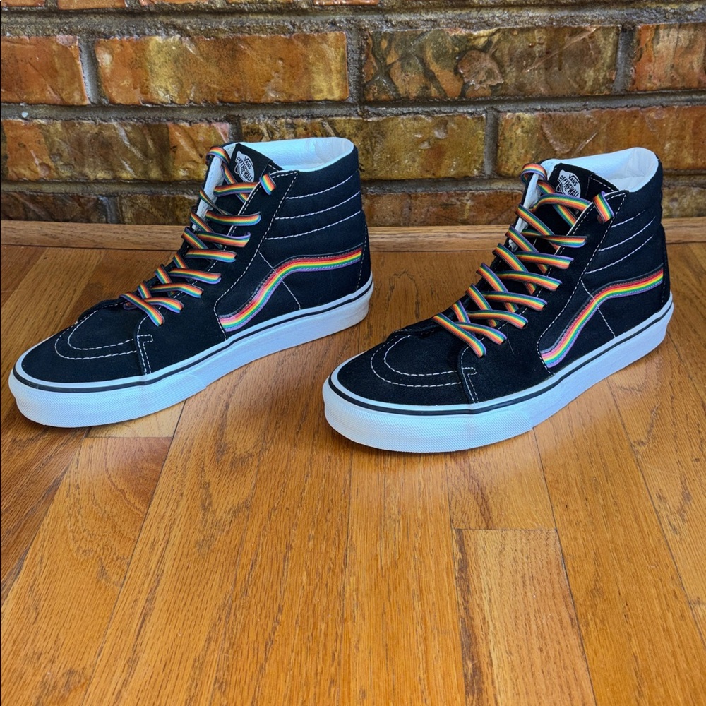 -Vans Skate Sk8-Hi Pride Sneakers Black with Rainbow Men’s 8.5 Women’s 10 - Picture 3 of 16